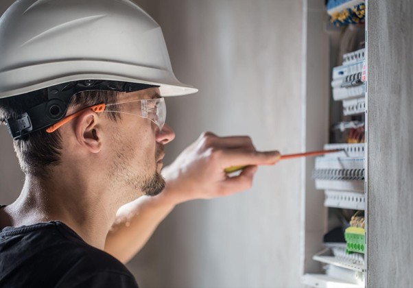 Expert Tips for Fixing Your Electrical Panel with Local Electricians